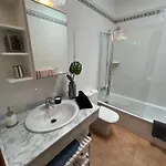 Andres بلايا بلانكا