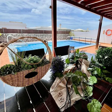 Semesterbostad Andres *