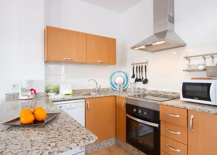 Semesterbostad Andres *